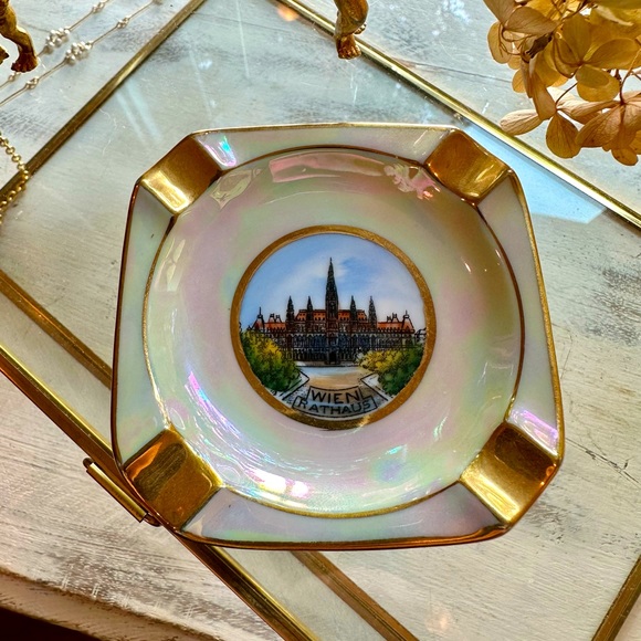 #13 RARE KBW WEIN RATHAUS VINTAGE ASHTRAY - Picture 3 of 4